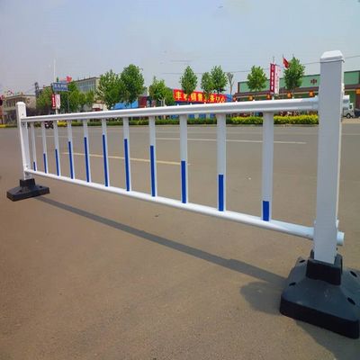 筑牢城市安全防线 市政护栏、道路隔离栅与交通防撞护栏的防腐材料解析